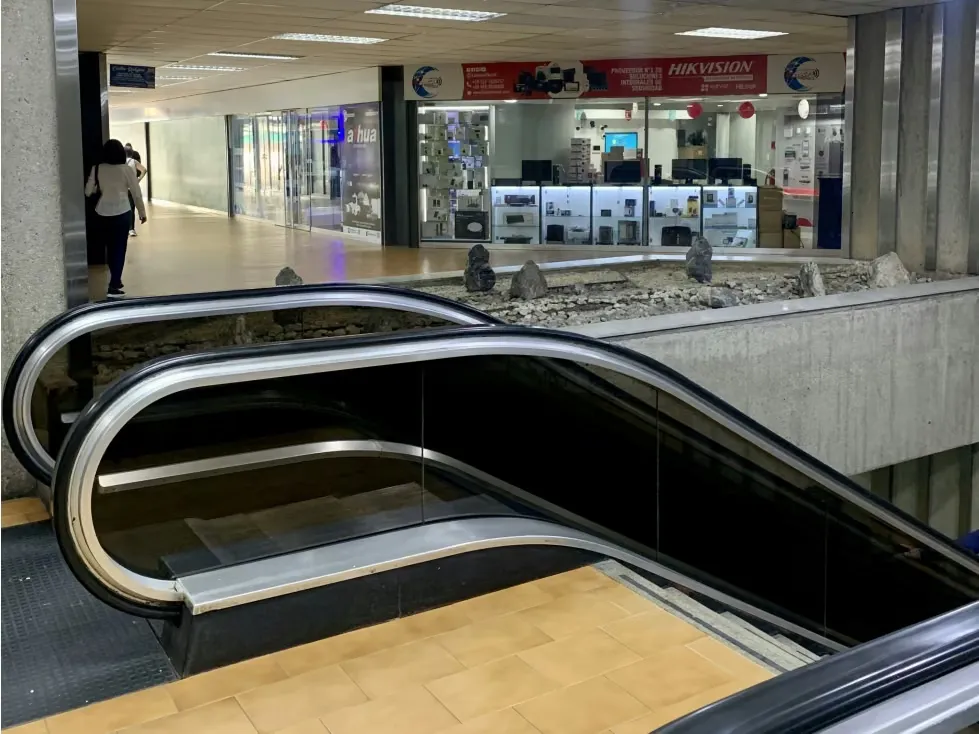 ALQUILER OFICINA SABANA GRANDE 50m2 (YG) - 17
