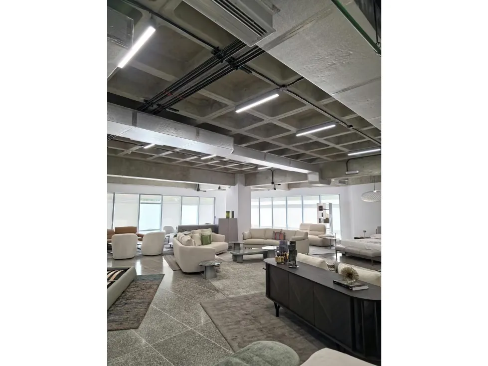 OFICINA EN VENTA DE 516 M2- URB. BOLEÌTA NORTE - 2