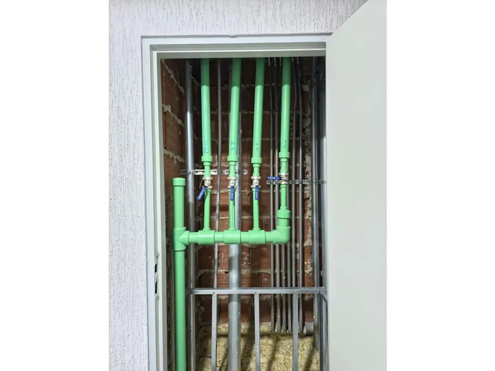 OFICINA EN VENTA DE 516 M2- URB. BOLEÌTA NORTE - 14