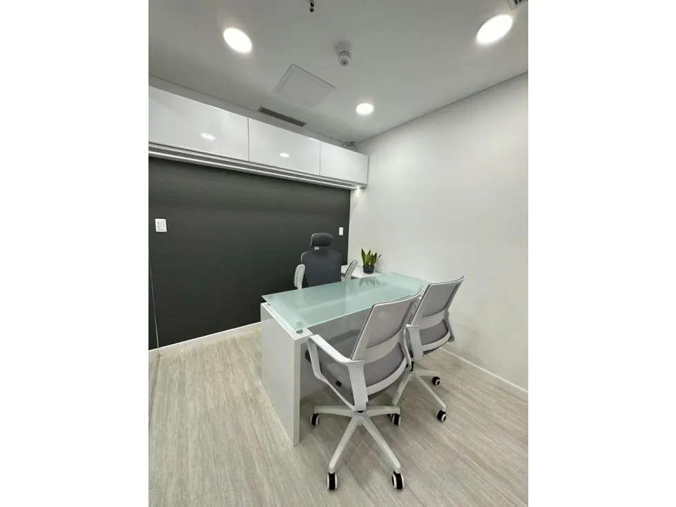 OFICINA EN VENTA 125 M2 - URB. LOS NARANJOS DEL CAFETAL - 4