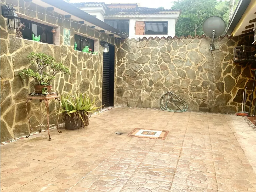 En venta townhouse en La Union, El Hatillo 577M ² 4h+5baños - 25