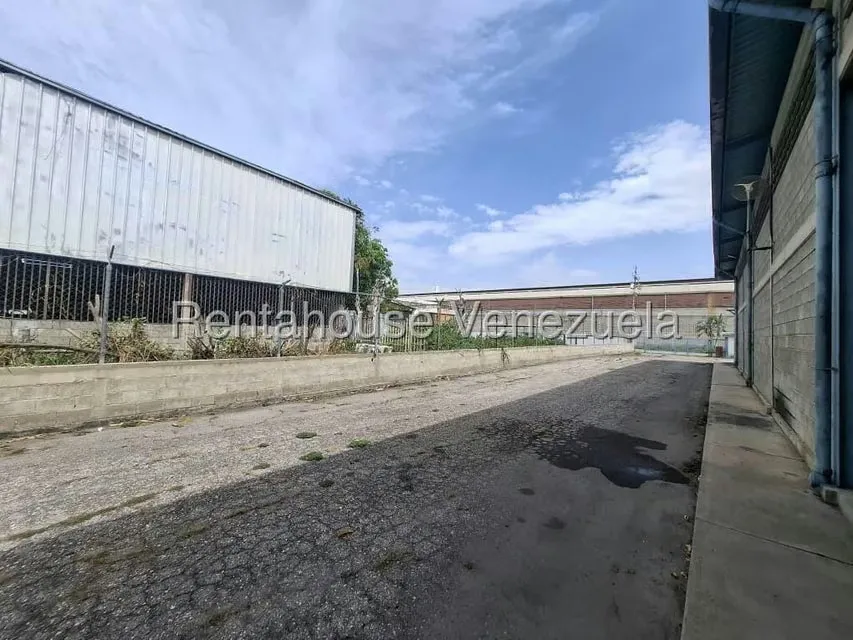 Galpon - Deposito en Alquiler en Zona Industrial 2, Lara - 23