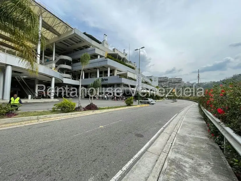 Comercial (Local Comercial) en Alquiler en Los Naranjos del Cafetal, Distrito Metropolitano