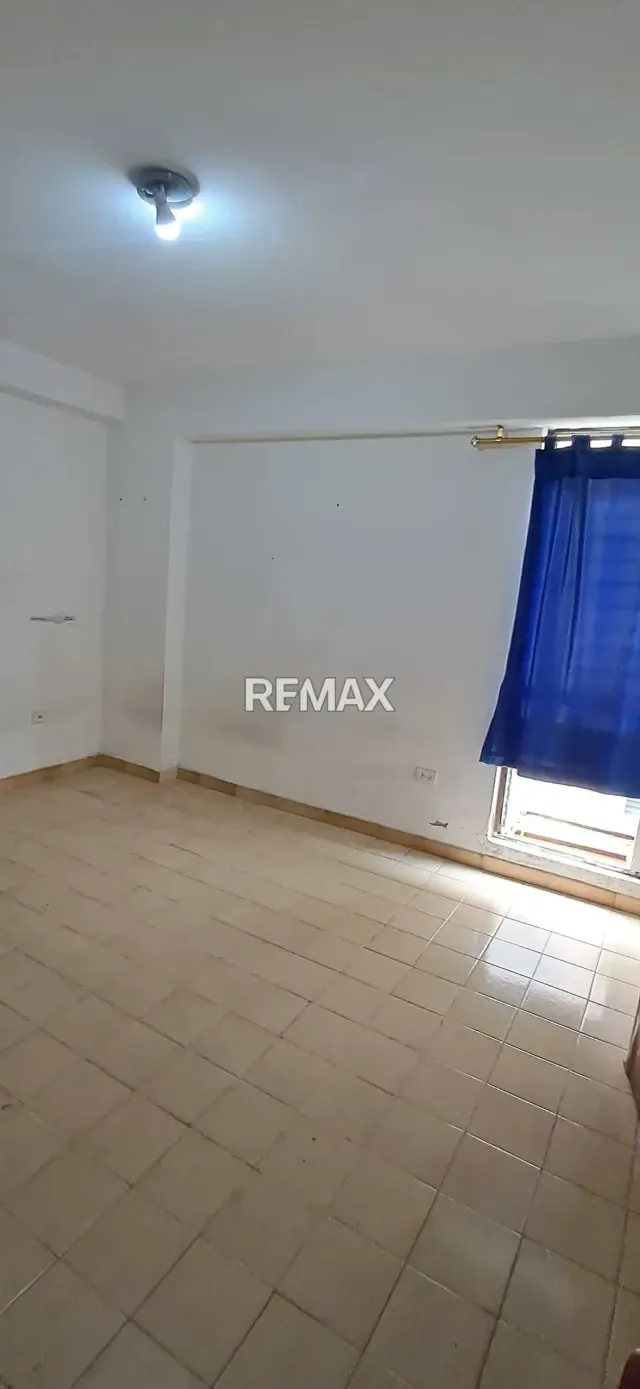 Apartamento urb prebo Res álamo amplio con balcón excelente ubicación - 7