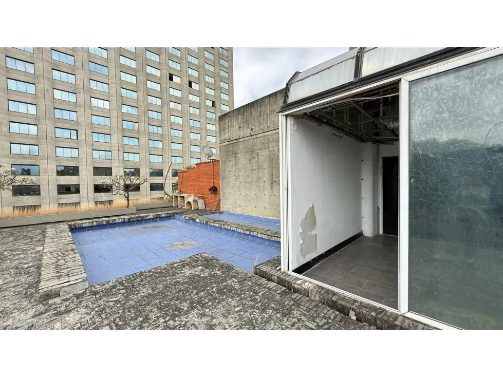 Se vende oficina 712m² Prados del Este - 9