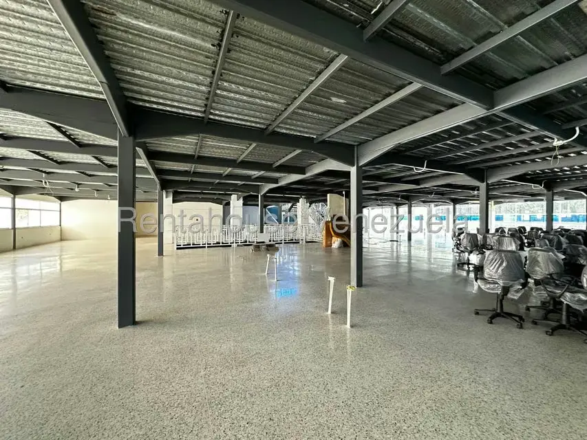 Local Comercial en Alquiler en Parroquia Concepcion, Lara - 14