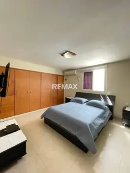 View 10