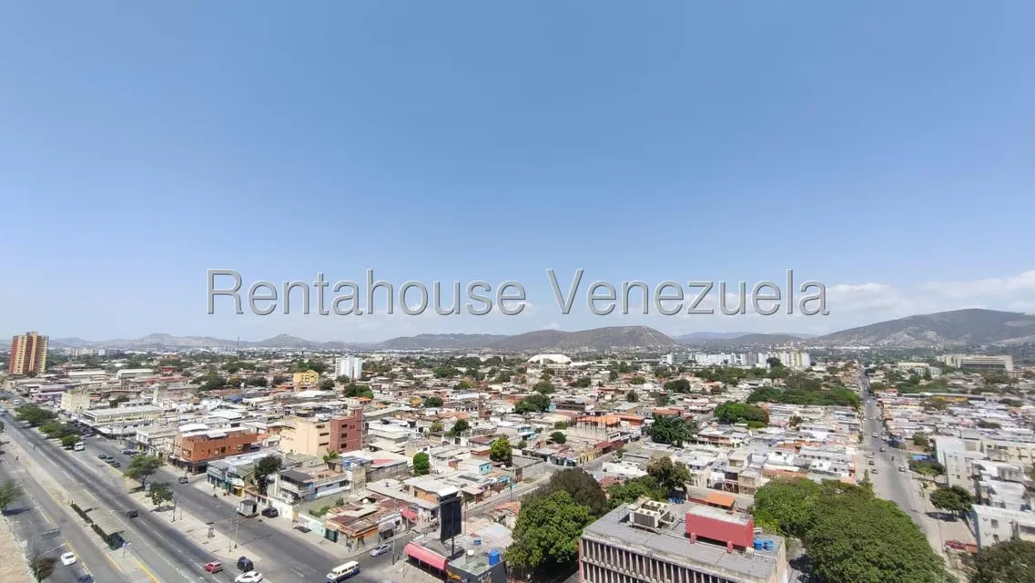 Oficina en Venta en Centro, Lara - 17