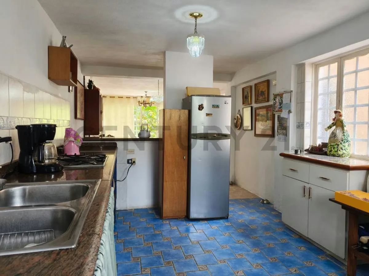 En venta còmodo Town House en La Urbanizacion Abadia en Guatire - 6