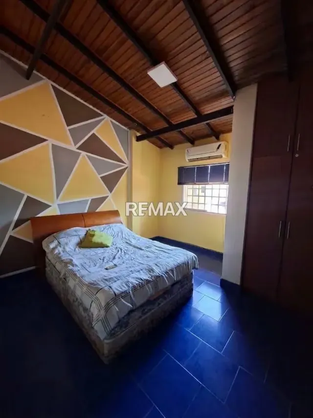 Casa en venta, Urb Villas de Aragua. La morita 1 - 11