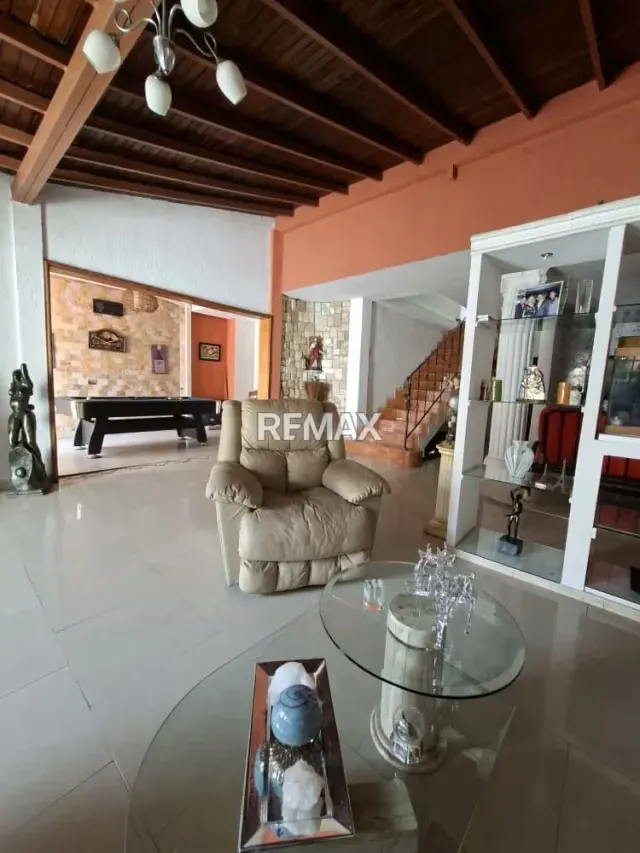 Casa en venta, Urb Villas de Aragua. La morita 1 - 5