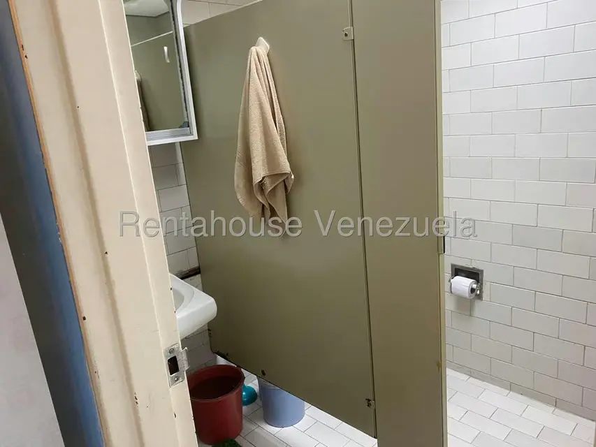 Oficina en Alquiler en Parroquia La Candelaria, Distrito Metropolitano - 8