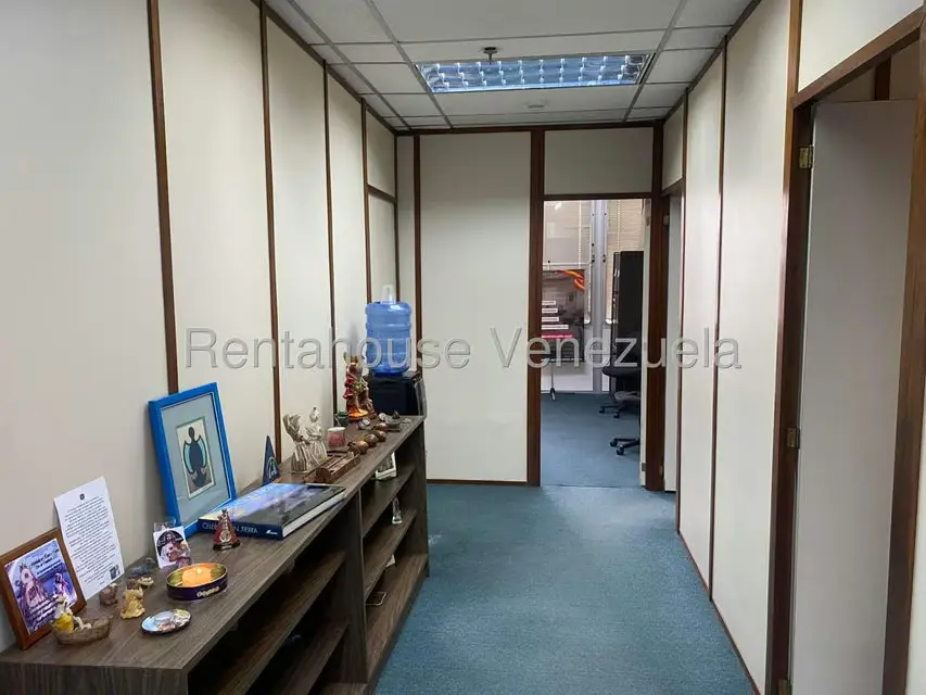 Oficina en Alquiler en Parroquia La Candelaria, Distrito Metropolitano - 10