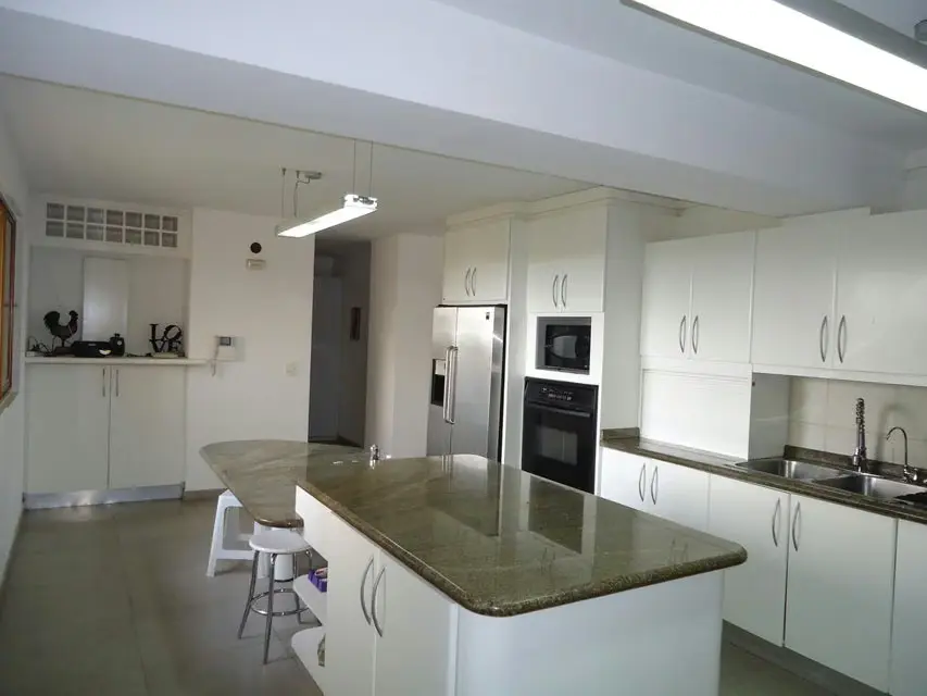 Apartamento (1 Nivel) en Venta en Los Naranjos del Cafetal, Distrito Metropolitano - 11
