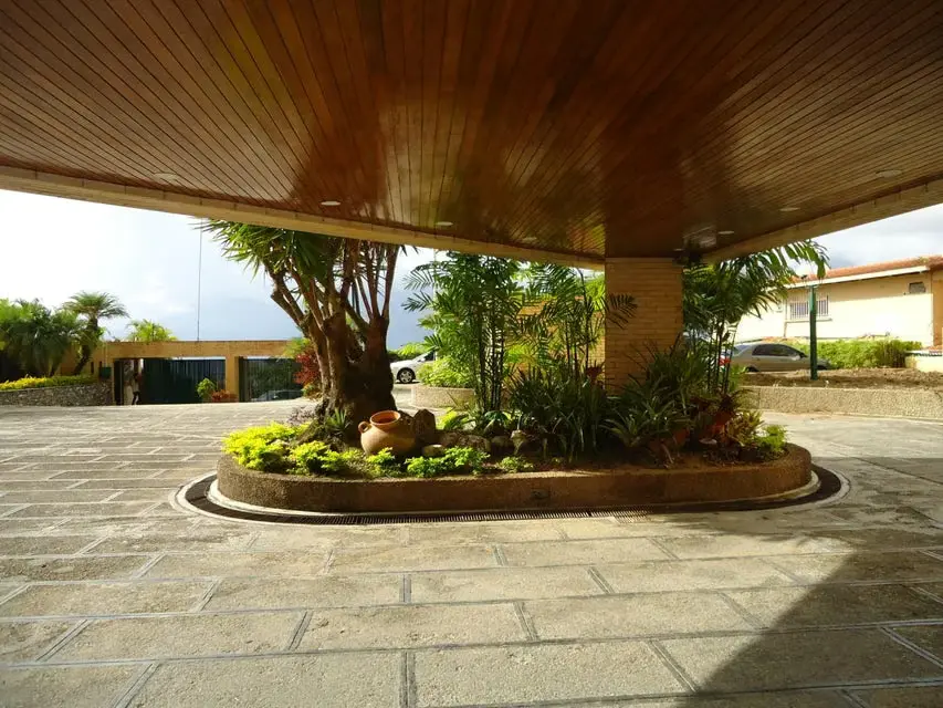 Apartamento (1 Nivel) en Venta en Los Naranjos del Cafetal, Distrito Metropolitano - 2