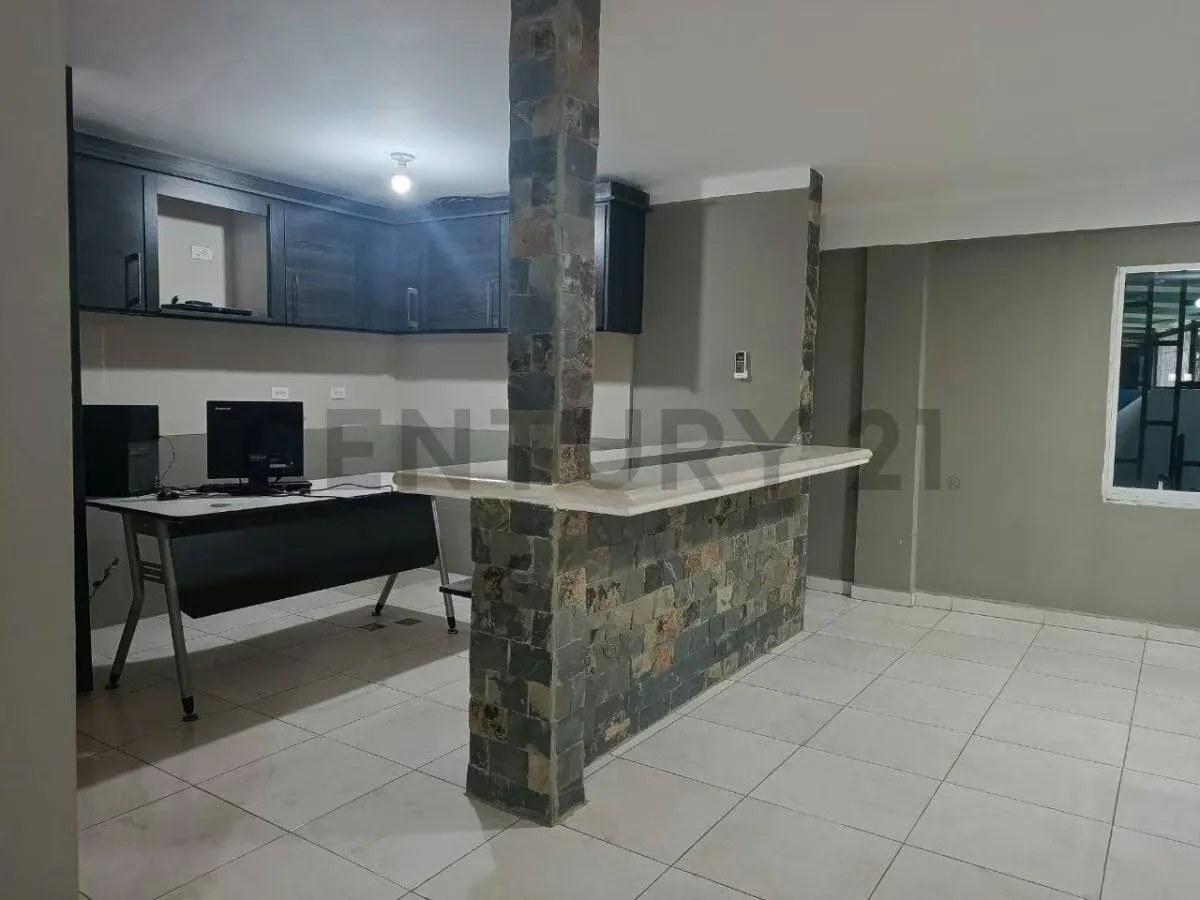 Galpón Comercial y Residencial - 30