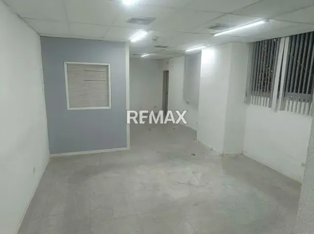 ALQUILER PRACTICO LOCAL OFICINA AV.UNIVERSIDAD, 56 MTS, 1 BAÑO, 1 PUESTO TECHADO, PUEDE FUNCIONAR COMO DEPÓSITO 26-68 - 11