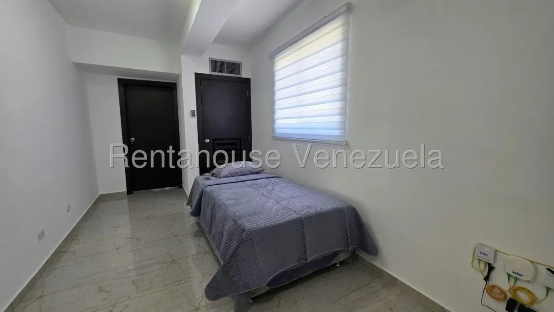 Townhouse (Duplex) en Alquiler en Calle Piar, Zulia - 16