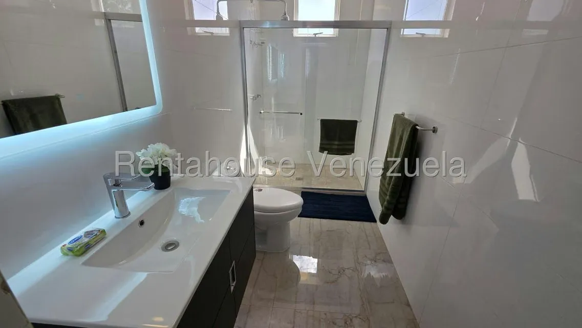Townhouse (Duplex) en Alquiler en Calle Piar, Zulia - 22