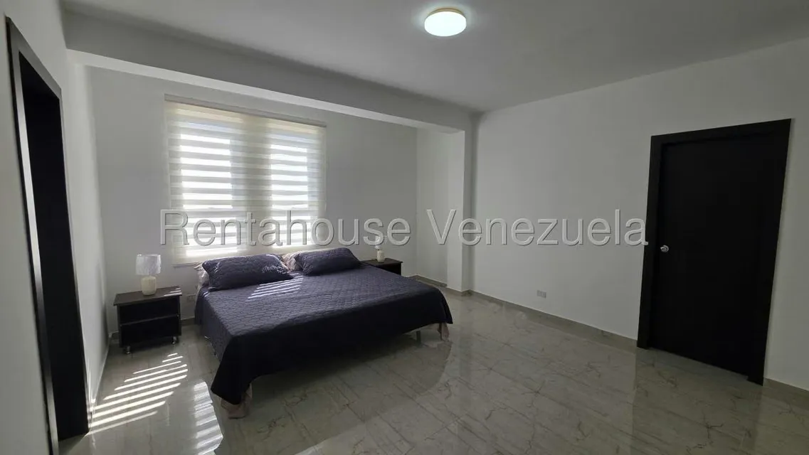 Townhouse (Duplex) en Alquiler en Calle Piar, Zulia - 9