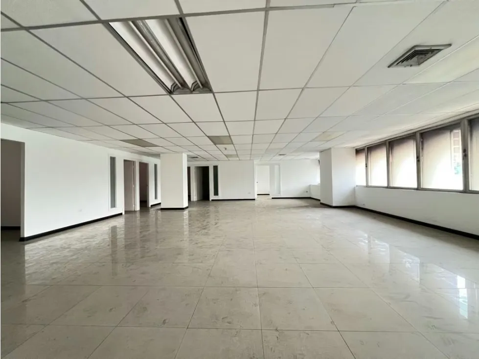 Oficina Venta/alquiler 242m2 Los Palos Grandes - 2