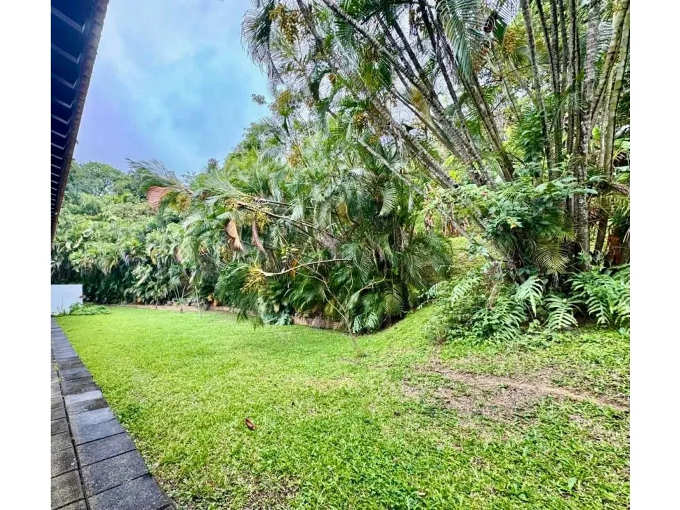 Se vende terreno R5 8.816m2 Los Chorros - 5