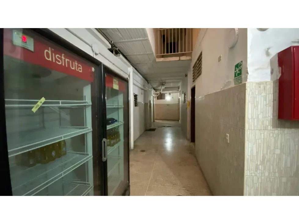 HOTEL MAS LOCALES COMERCIALES EN LOS DOS CAMINOS 1.130 M2 - 16