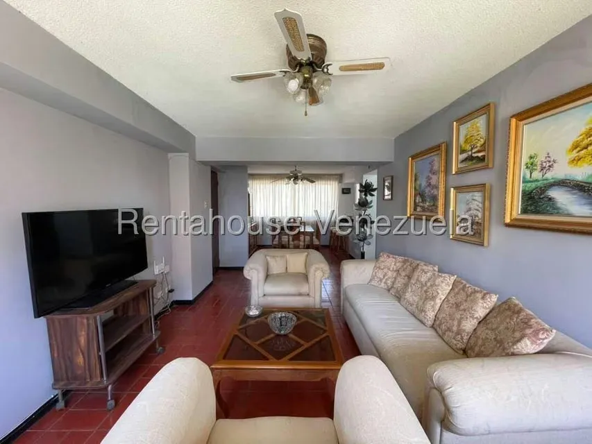 Apartamento (Multiples Niveles) en Venta en 5 de Julio, Zulia - 3