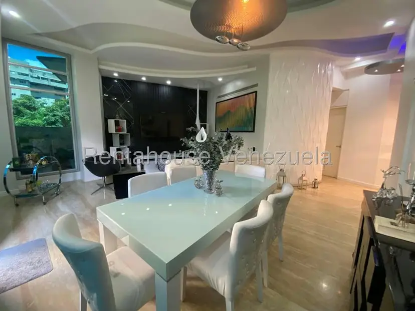 Apartamento (1 Nivel) en Venta en Las Mesetas de Santa Rosa de Lima, Distrito Metropolitano