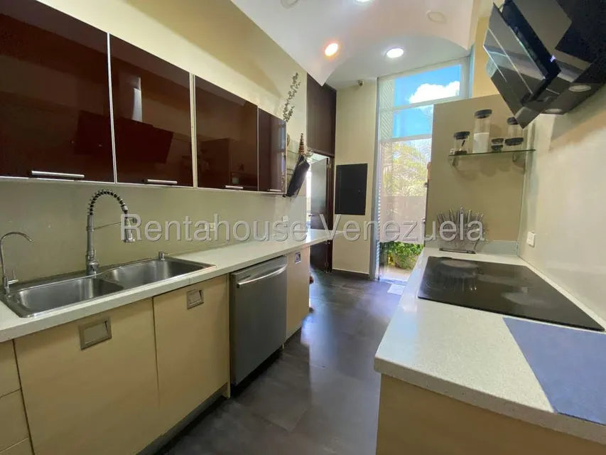 Apartamento (1 Nivel) en Venta en Las Mesetas de Santa Rosa de Lima, Distrito Metropolitano - 22