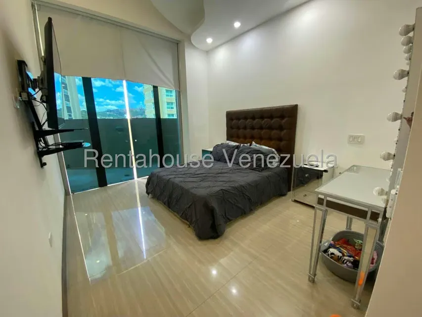 Apartamento (1 Nivel) en Venta en Las Mesetas de Santa Rosa de Lima, Distrito Metropolitano - 30