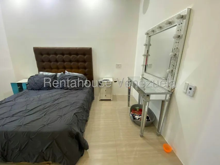 Apartamento (1 Nivel) en Venta en Las Mesetas de Santa Rosa de Lima, Distrito Metropolitano - 31