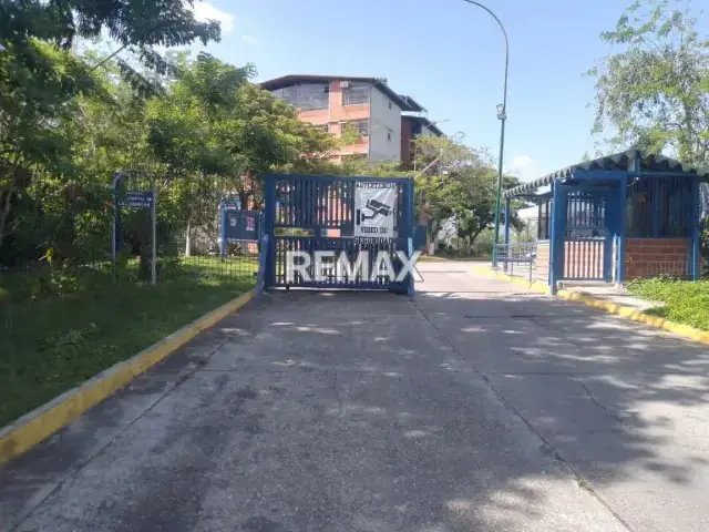 Venta Apartamento de 74,49 Mtrs2, Piso 3, Las Panelas Nueva Casarapa, Guarenas Edo. Miranda