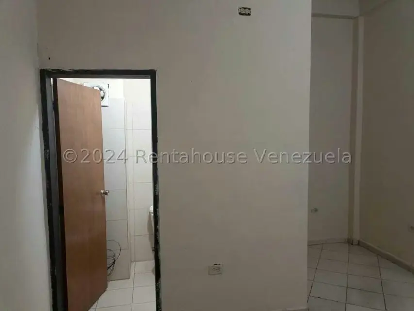 Local Comercial en Alquiler en Centro, Lara - 6