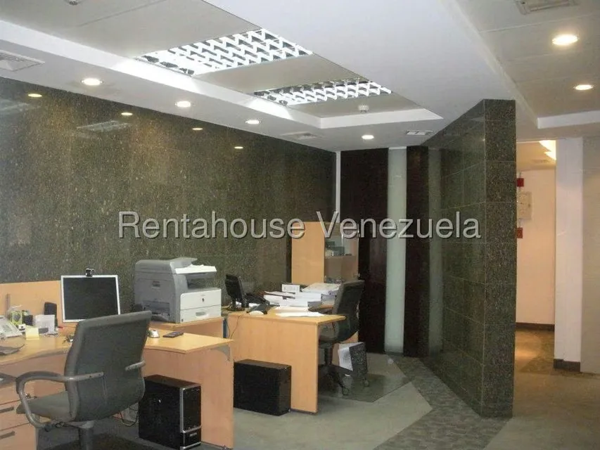 Oficina en Alquiler en Los Palos Grandes, Distrito Metropolitano - 6