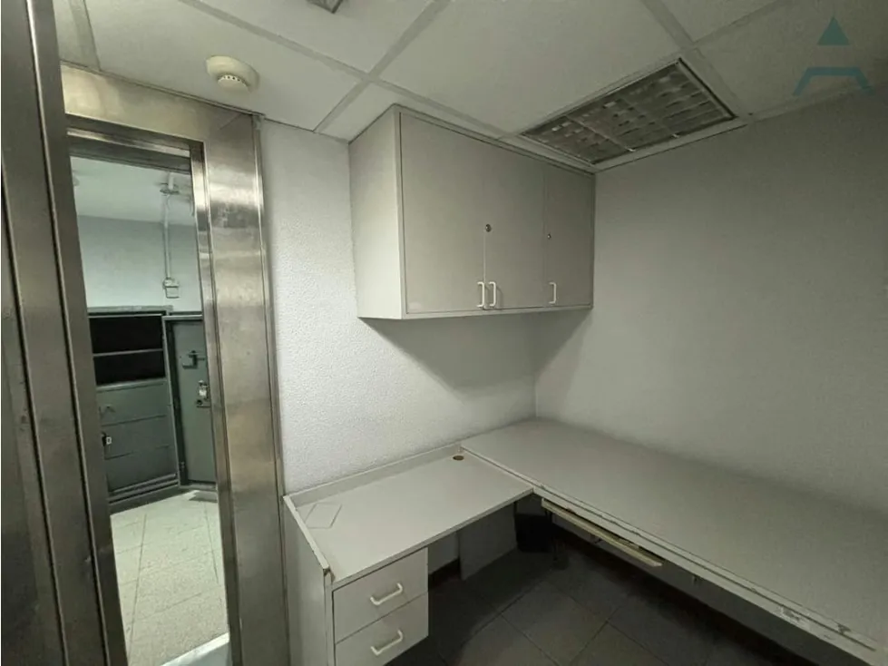 Se vende Local Comercial 1200m² 4b/16e Los Ruices - 11