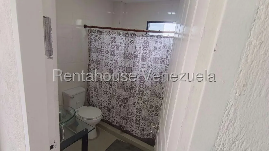 Anexo (1 Nivel) en Alquiler en Bosques de la Lagunita, Distrito Metropolitano - 8