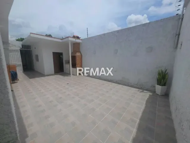 Venta Moderna casa Un nivel trigal sur - 5