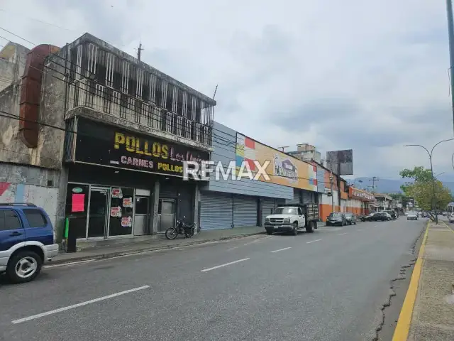 VENTA DE EDFICIO COMERCIAL
