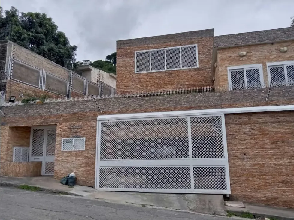 Se vende quinta 1280m2 Prados del Este 4796