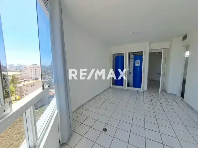 APARTAMENTO VISTA AL MAR CON COCINA EQUIPADA Y AA CENTRAL EN URB. COSTA AZUL, ISLA DE MARGARITA - 15