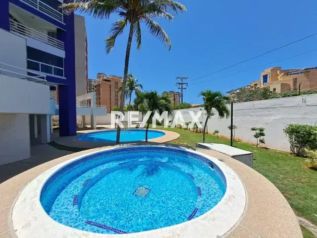 APARTAMENTO VISTA AL MAR CON COCINA EQUIPADA Y AA CENTRAL EN URB. COSTA AZUL, ISLA DE MARGARITA - 20