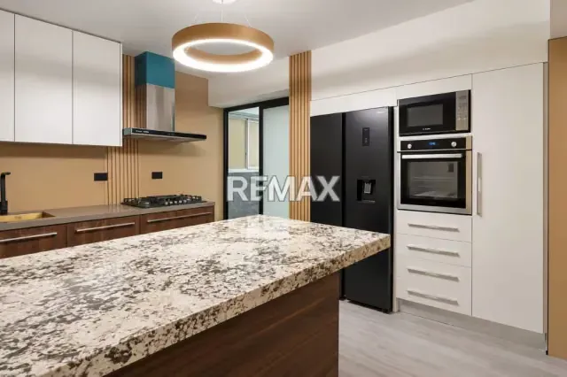 Venta de Apartamento, Urb Santa Fé SuR, 130Mt2,3H,2B,1E,1M 26-65 - 7