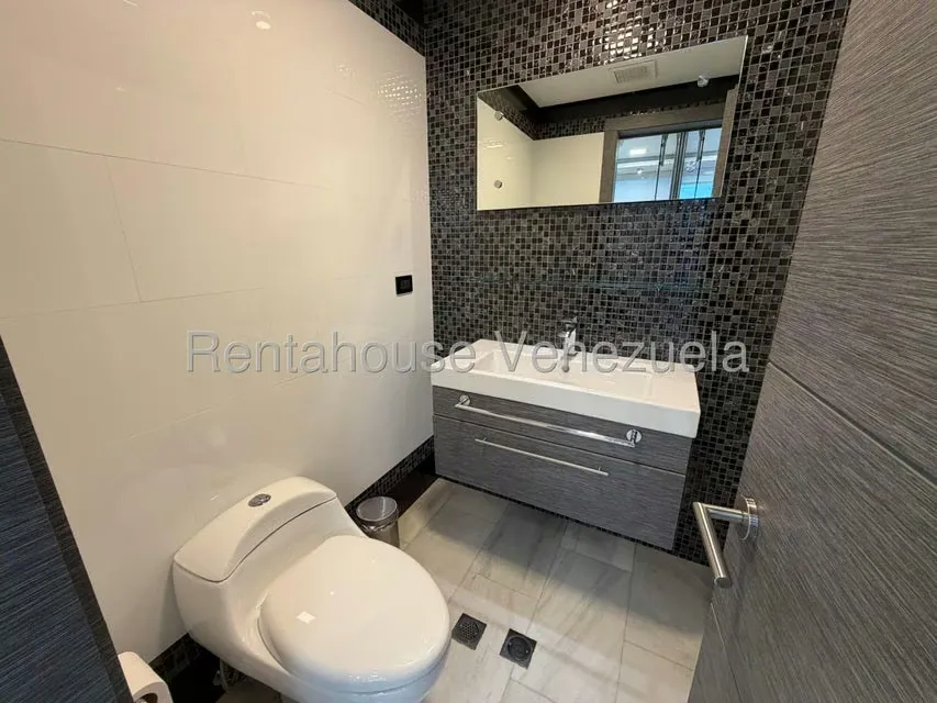 Oficina en Venta en Las Mercedes, Distrito Metropolitano - 13
