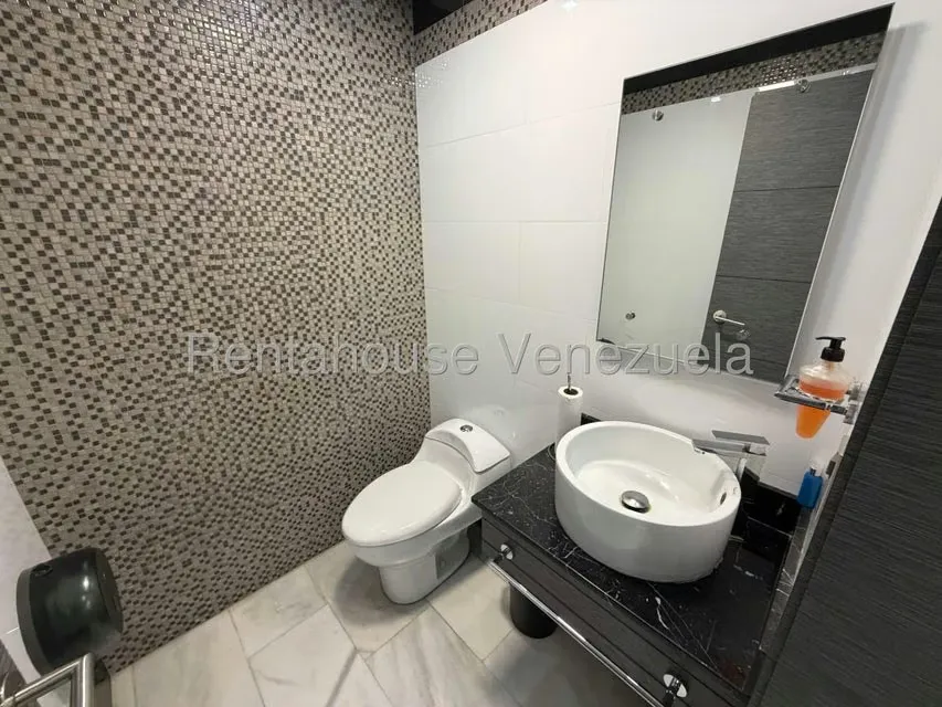 Oficina en Venta en Las Mercedes, Distrito Metropolitano - 27