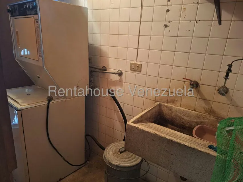 Apartamento (1 Nivel) en Venta en Prados del Este, Distrito Metropolitano - 20