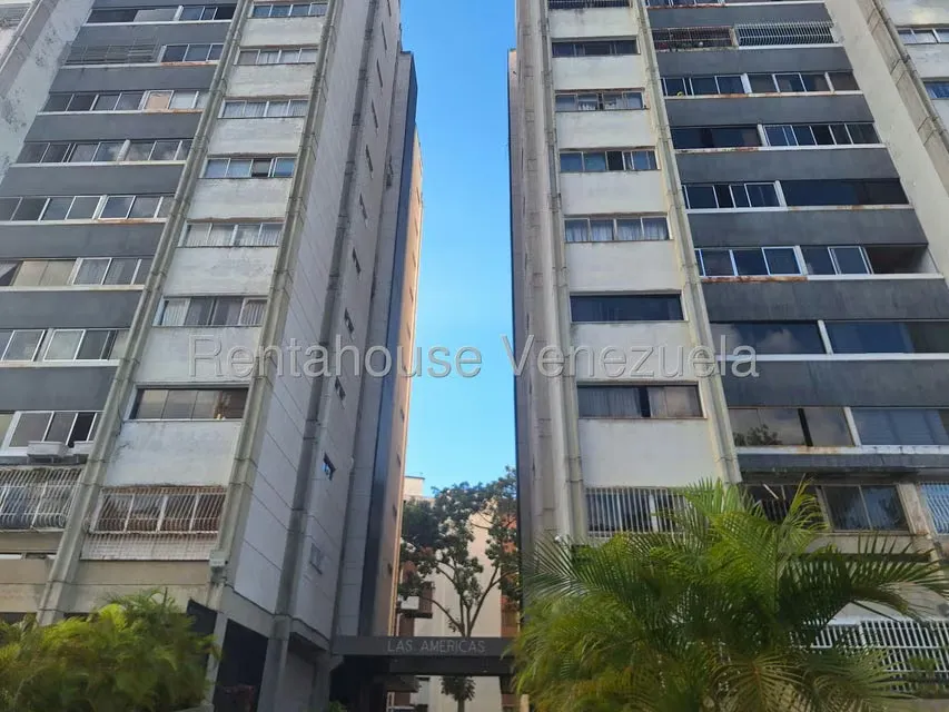 Apartamento (1 Nivel) en Venta en Prados del Este, Distrito Metropolitano - 24