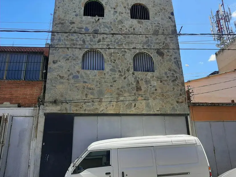 Edificio en Venta en Cementerio, Distrito Metropolitano