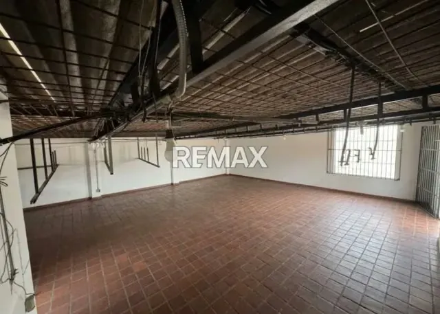 Alquiler de local comercial en la avenida Jacinto lara, municipio carirubana - Falcón - 2