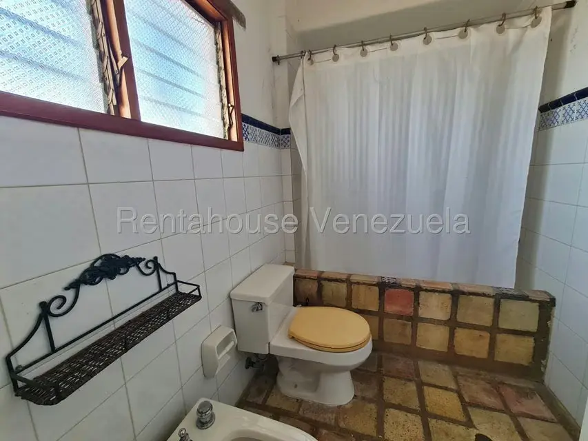 Casa (Colonial) en Venta en Complejo Turistico El Morro, Anzoategui - 24